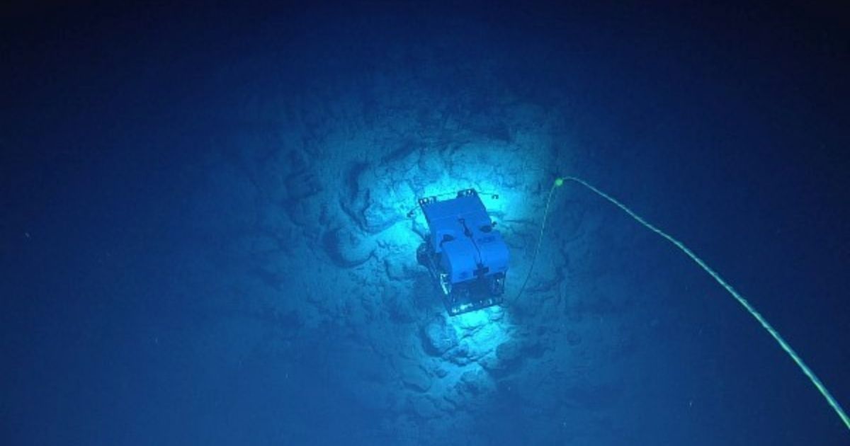 Piloting Remotely-Operated Vehicle From Shore Opens New Possibilities for Deep-Ocean Exploration