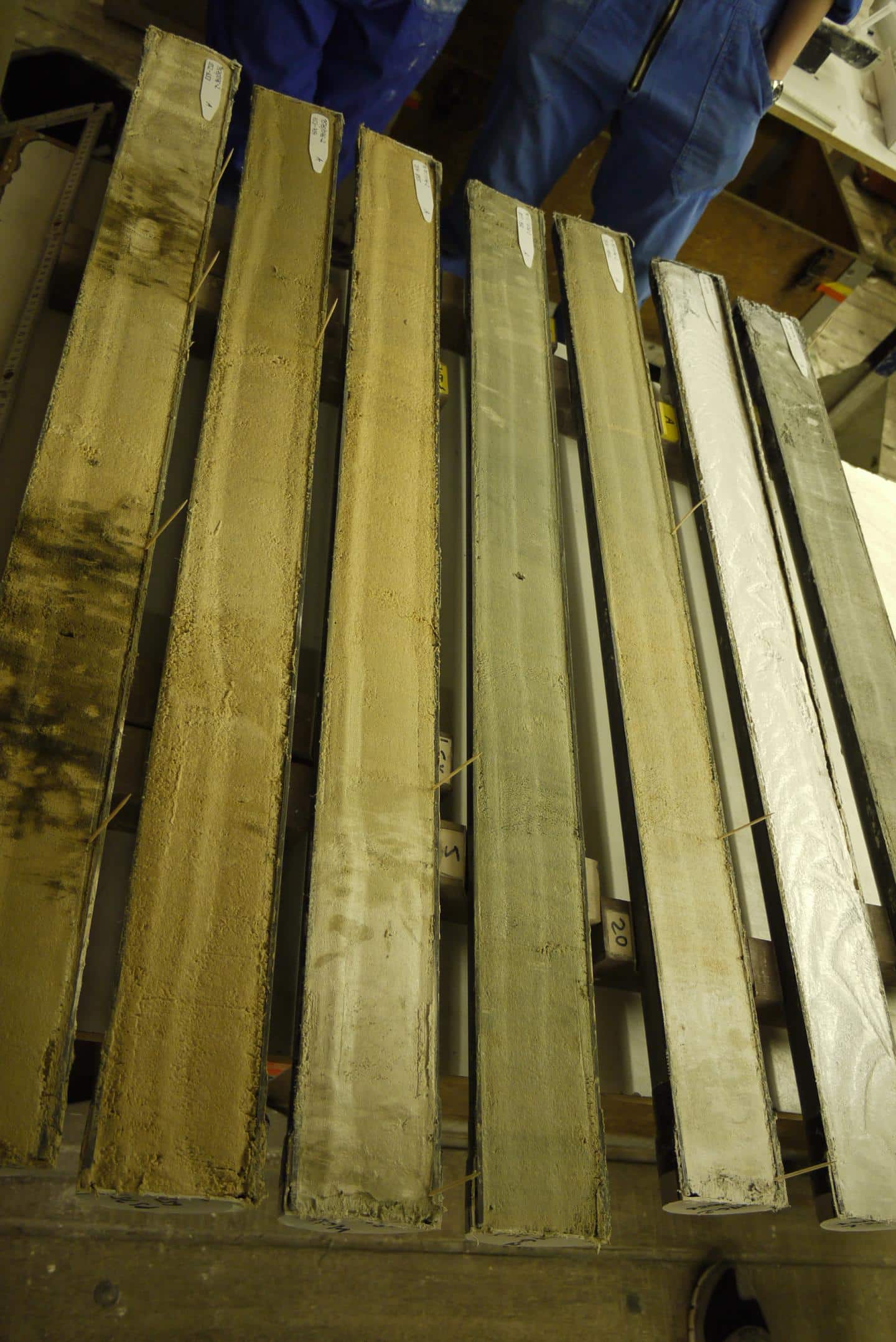 EM2 248202 web
