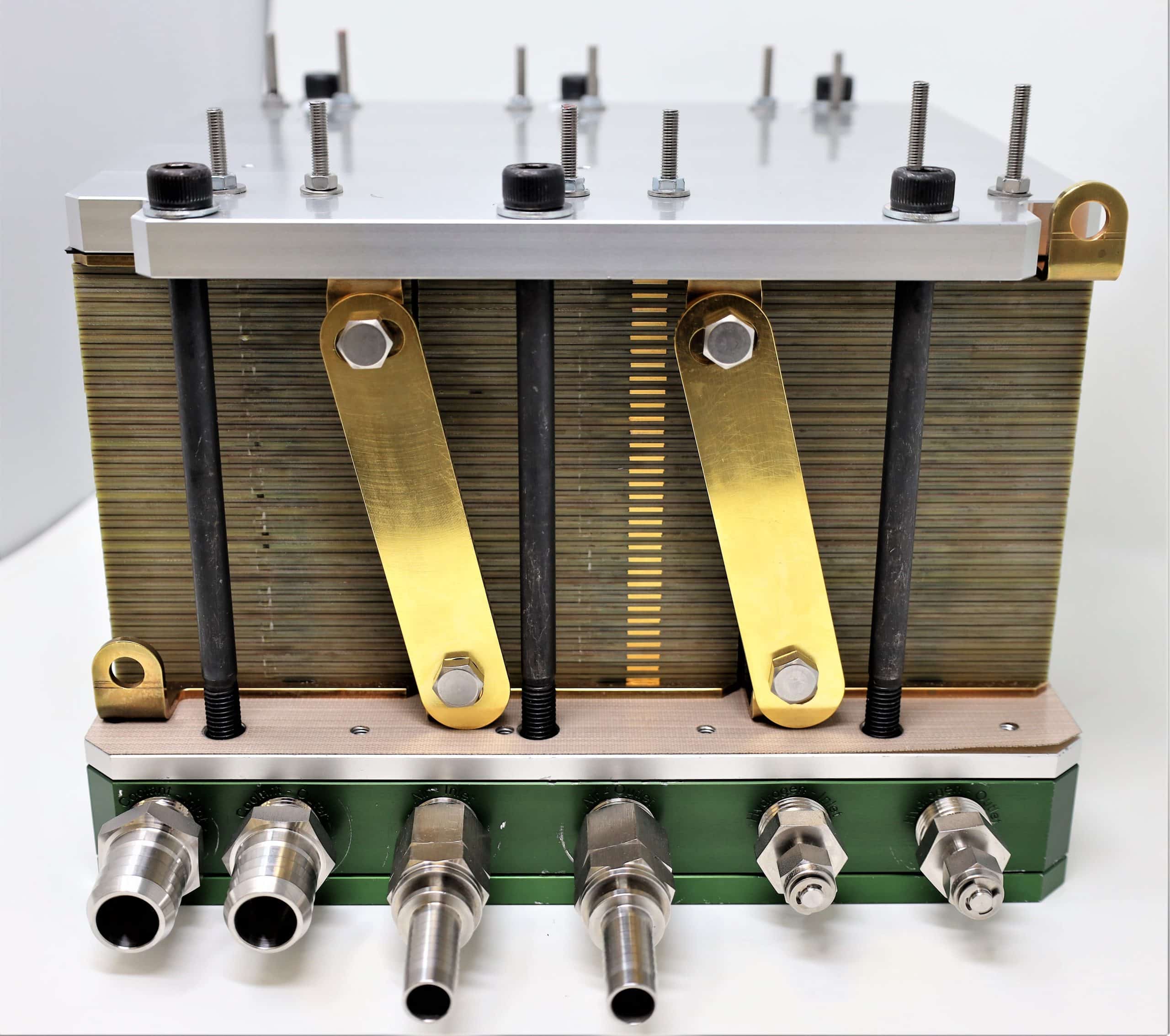 Bramble Energy Liquid Cooled Fuel Cell Stack
