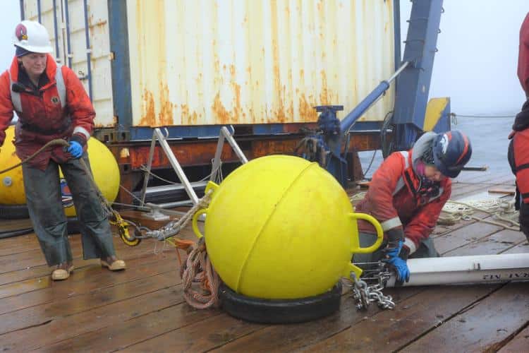 3 1000x563 assembling mooring AFSC