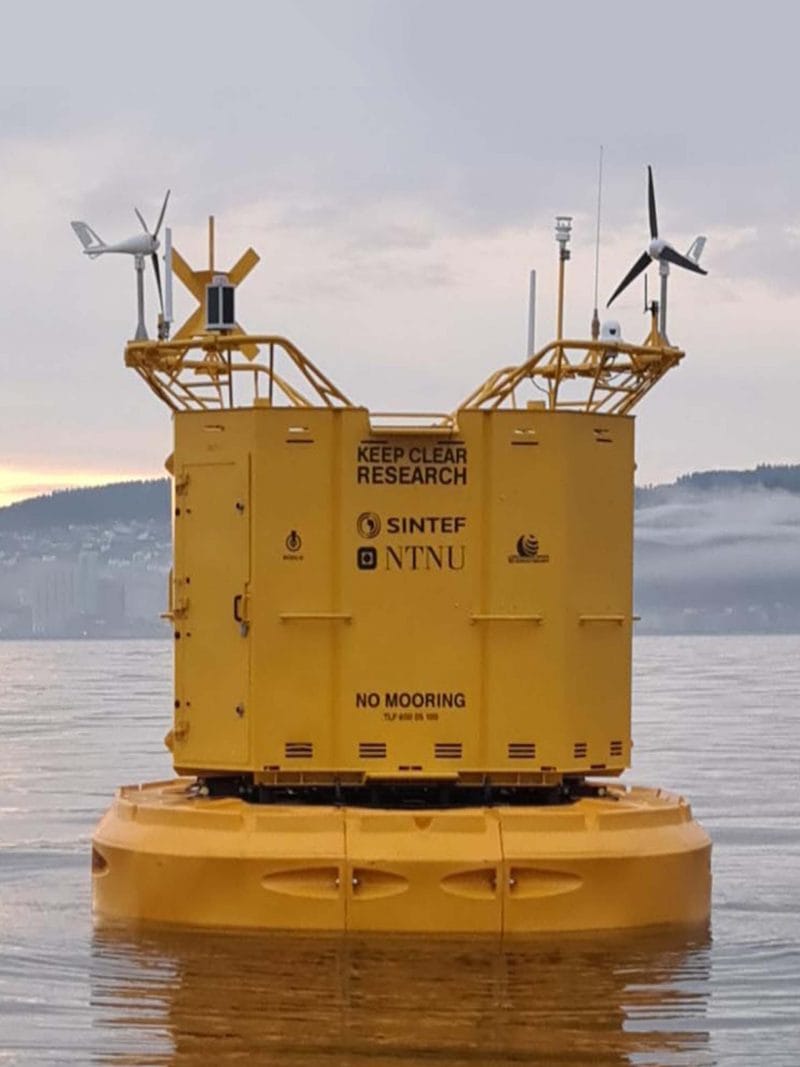 3. Mobilis Buoy DB 24000 Hydrosphere