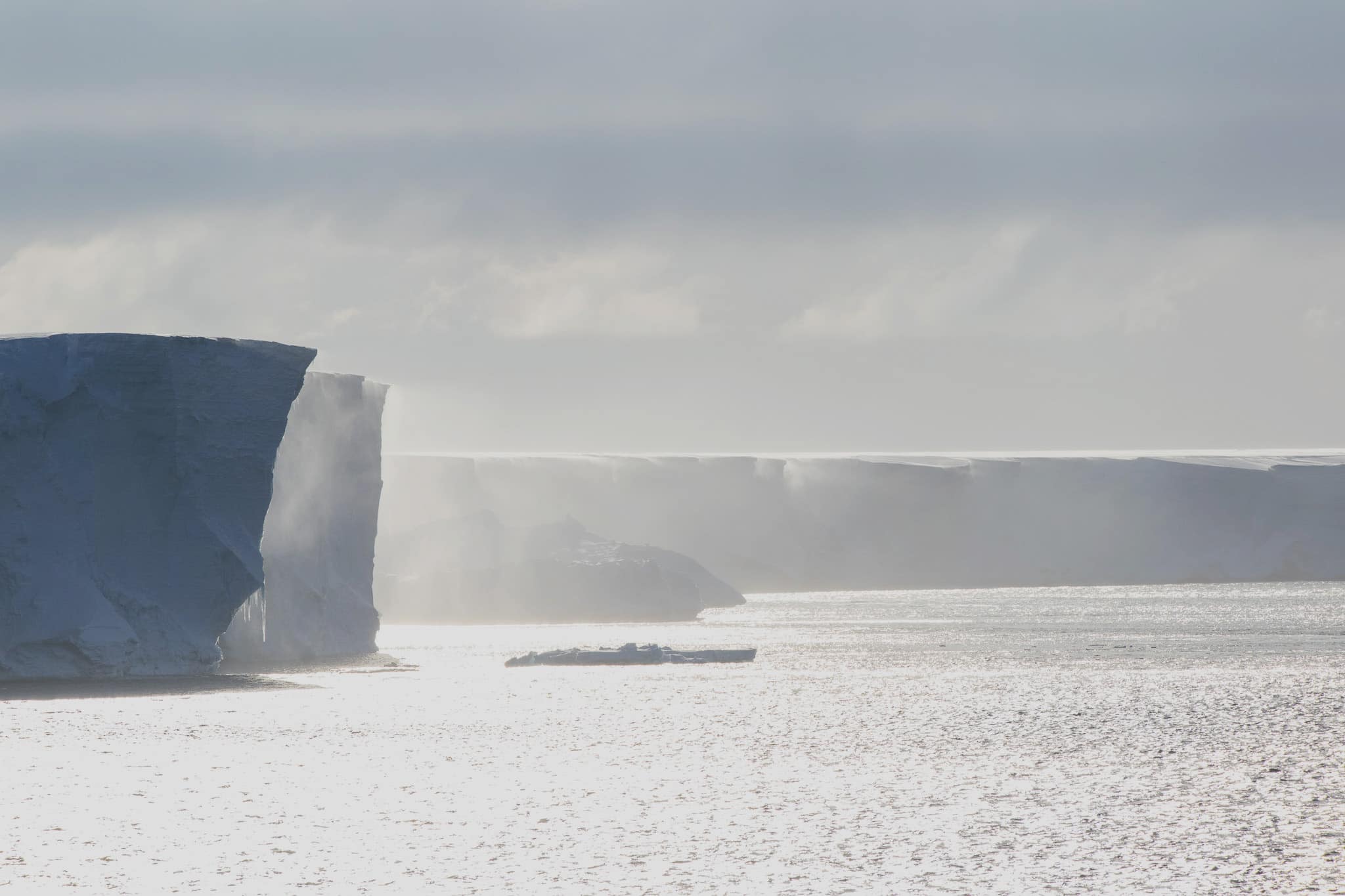 image2 20231229 PS140 AmeryIceShelf MarcusGutjahr GEOMAR