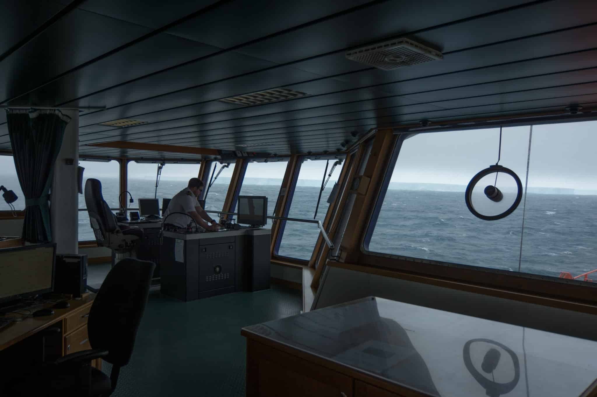 image2 A68a from bridge of James Cook Povl AbrahamsenBAS 2048x1362