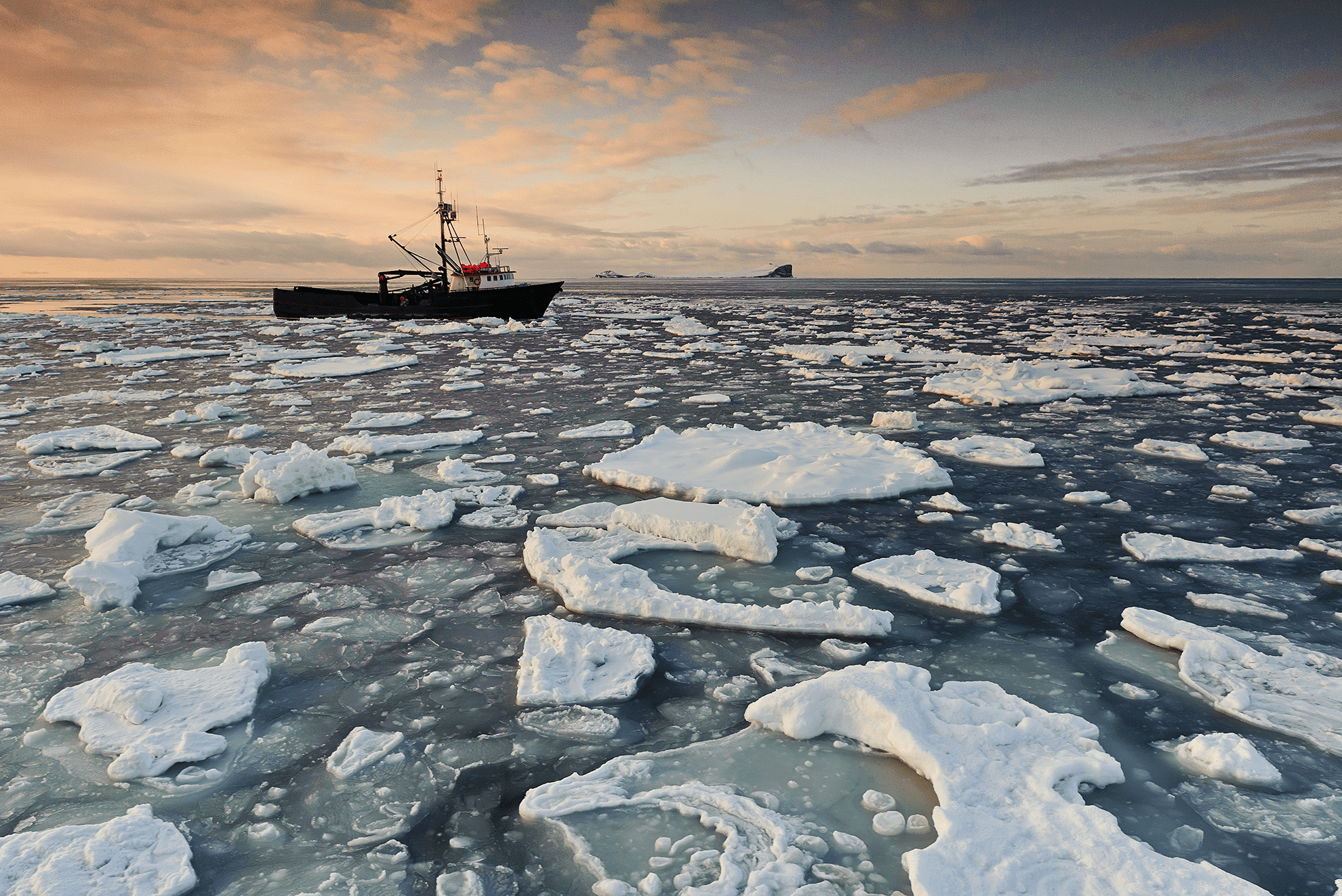 image3 EBS ship and ice 1