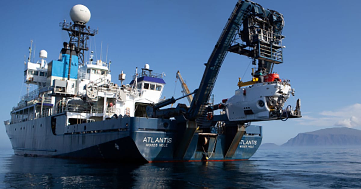 RV Atlantis launching the research submarine Alvin in the Galápagos in Spring 2023 during expedition AT50-09 funded by the UK NERC and US National Science Foundation.