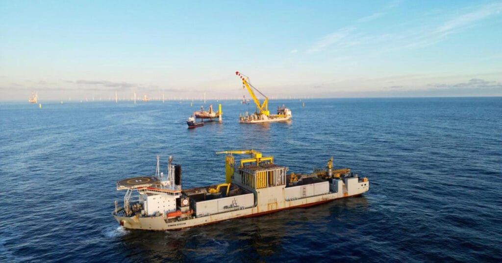 Rock installation vessel Simon Stevin.