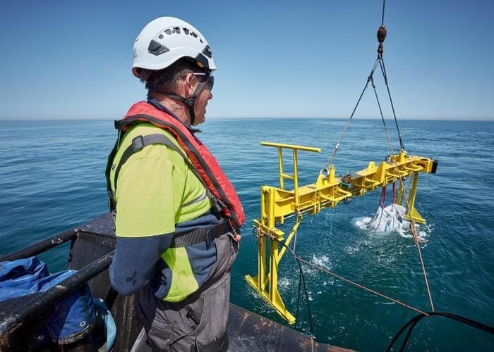 Jan De Nul's BLUE CONNECT  Worker