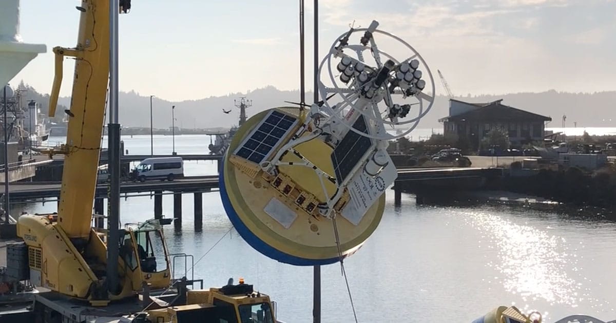 Loading moorings on RV Thomas G. Thompson.