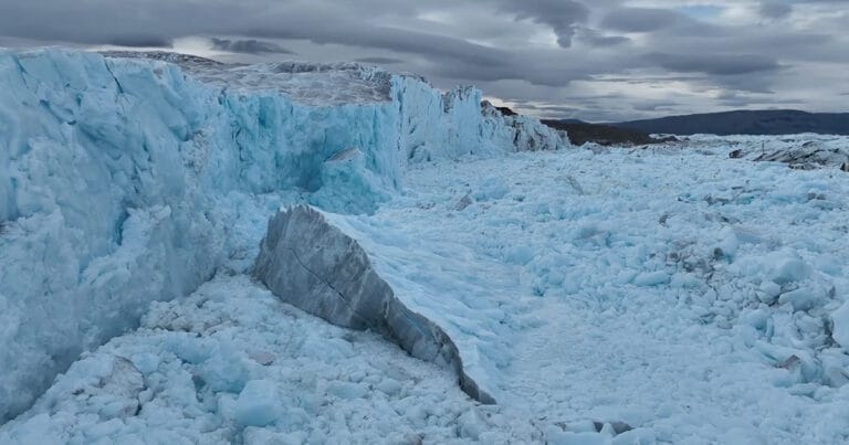 Drone footage of the calving front of C.H. Ostenfeld Glacier, North Greenland, captured during the GEOEO North of Greenland 2024 Expedition.
