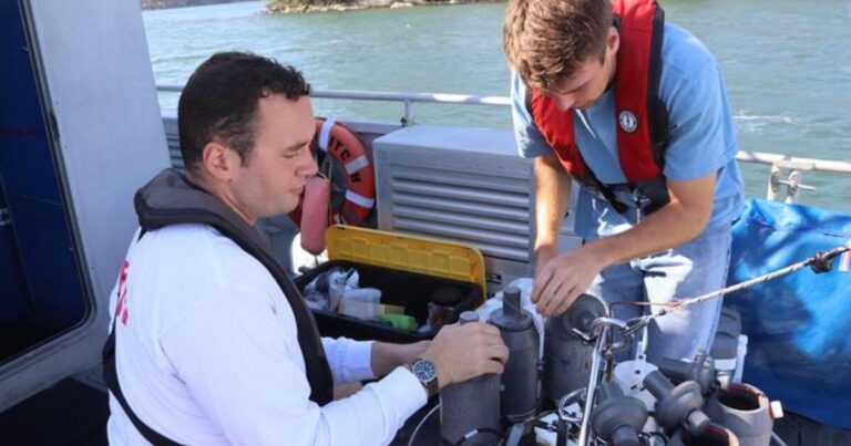 Tufts University and Bigelow Laboratory for Ocean Sciences announced a collboration which will give Tufts graduate students with direct access to immersive real-world ocean research. (Image credit: Bigelow Laboratory for Ocean Sciences)