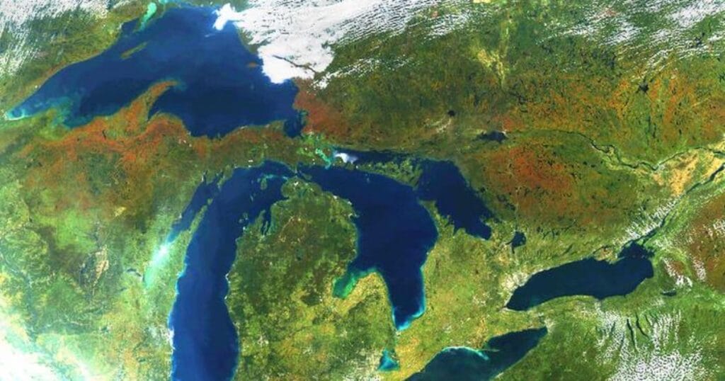 A Moderate Resolution Imaging Spectroradiometer (MODIS) satellite image of the Great Lakes region. (NASA/GSFC MODIS Rapid Response Team)