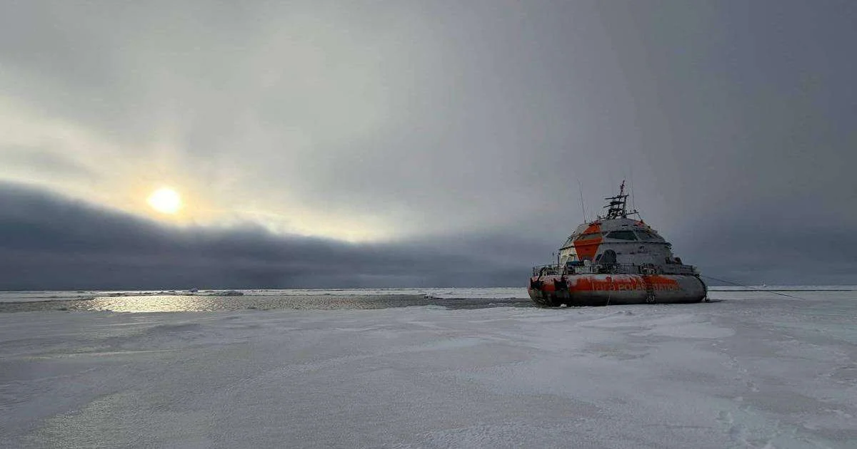 Tara Polar Station starts Drift (Credit: Alfred Wegener Institute/Julia Regnery)