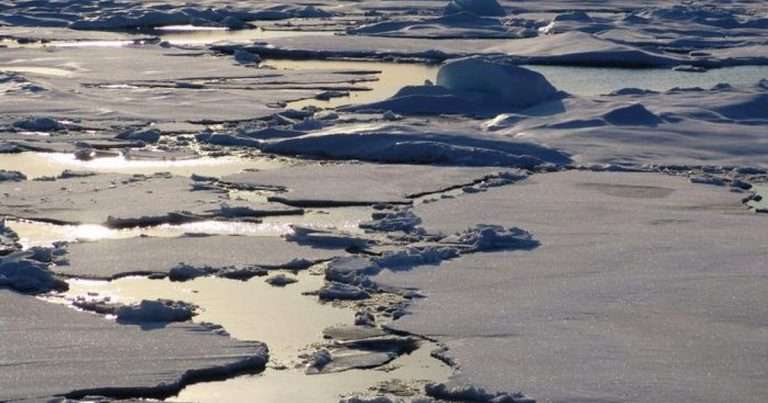 Ice floes coming together in the Arctic. (Image credit: Pablo Clemente-Colon, Chief Scientist, National Ice Center, NOAA)