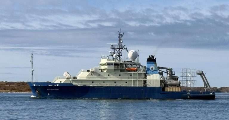 WHOI's RV Neil Armstrong has set out on an 11-day, 2,531 nautical-mile transit through Great Lakes waterways and locks. (Image credit: Woods Hole Oceanographic Institution)